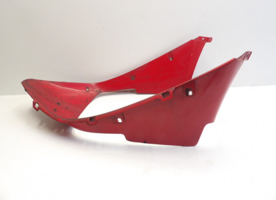 Cowl V shape under Honda VFR 750