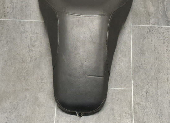 Zadel Harley Davidson FXSTB Night Train