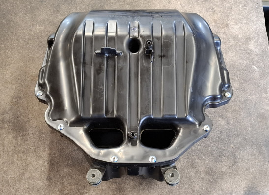 Air cleaner case Kawasaki Z 900