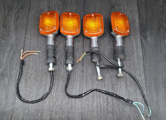 Knipperlicht Honda VF 700  750 C Magna