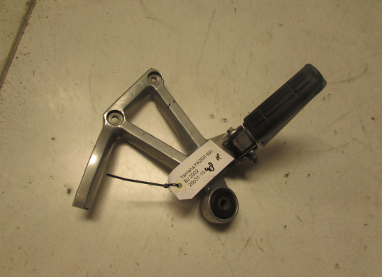 Pillion step right Yamaha FAZER 600