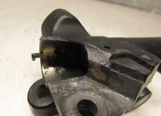 Front brake master cylinder  Yamaha V max