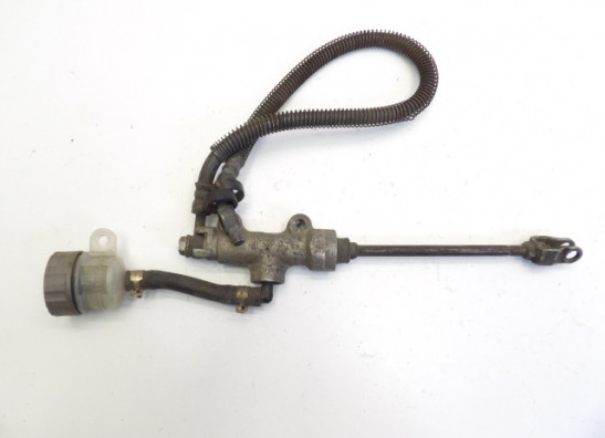 Rempomp achter Kawasaki KLE 500