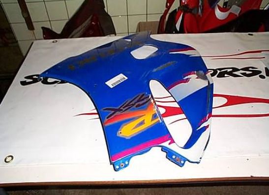 Rechter zijkuip Suzuki GSX R 750
