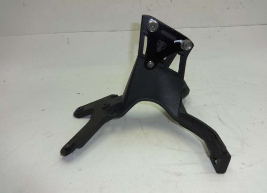 Stay upper cowl Suzuki GSX R 600