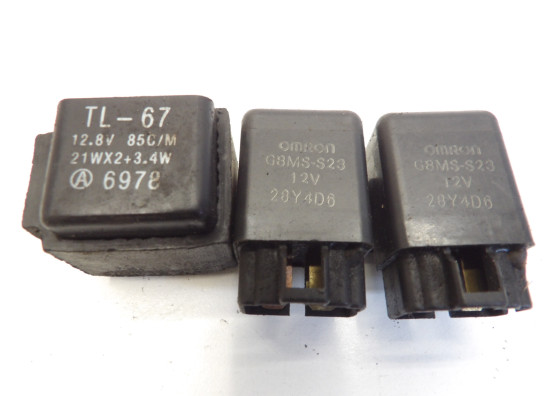 Relay Suzuki RF 900