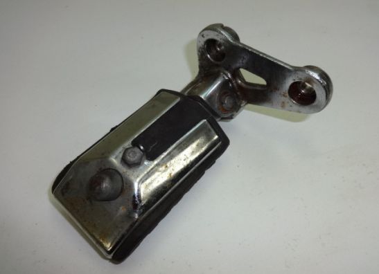 Fussraste rechts Honda VF 700  750 C Magna