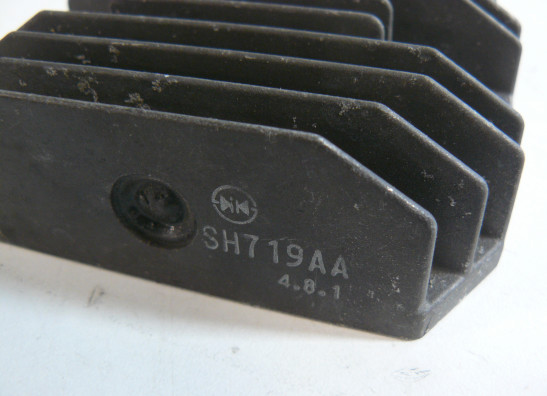 Spanningsregelaar Yamaha FAZER 600