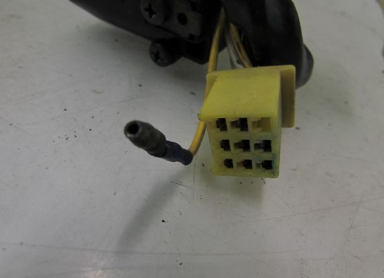 Handlebar switch assy left Suzuki GSX 400 X Impulse