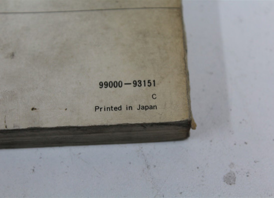 Parts book Suzuki GT 500