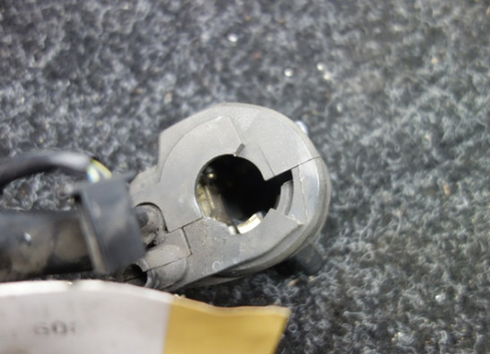 Handlebar switch assy left Yamaha FAZER 600