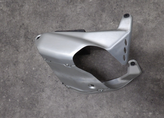 Cowl under Ducati Multistrada V4