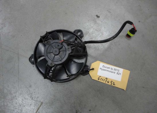 Ventilator Ducati Hypermotard 821