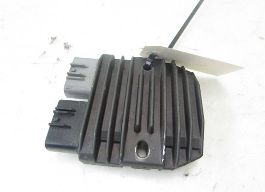 Regulator rectifier  Yamaha YZF R1
