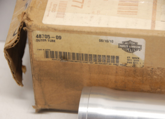 Voorpoot buiten Harley Davidson VROD VRSC