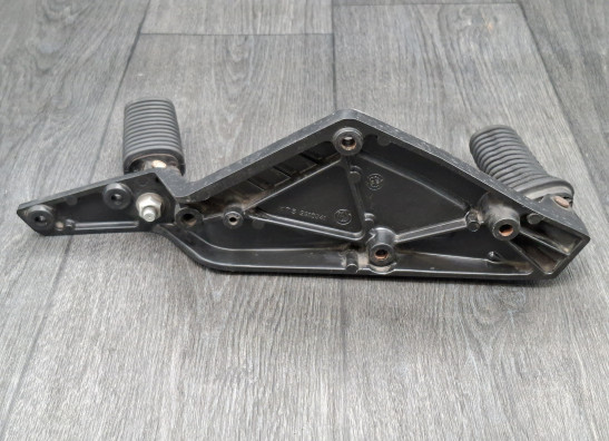 Fussrastetrager vorne links BMW K 1100 LT