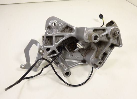 Fussrastetrager vorne rechts BMW F 800 S - ST