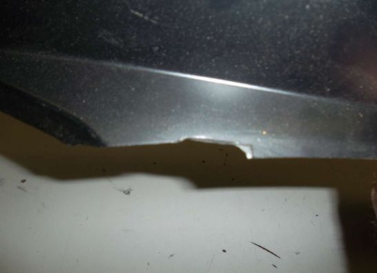 Linker luchtbuis Suzuki GSX R 600