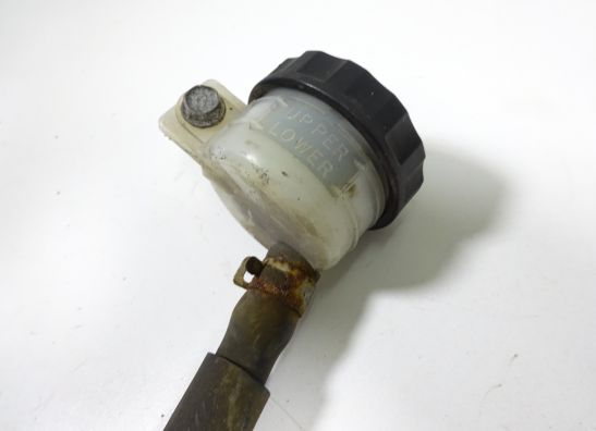 Rempomp achter Kawasaki ZX 9 R