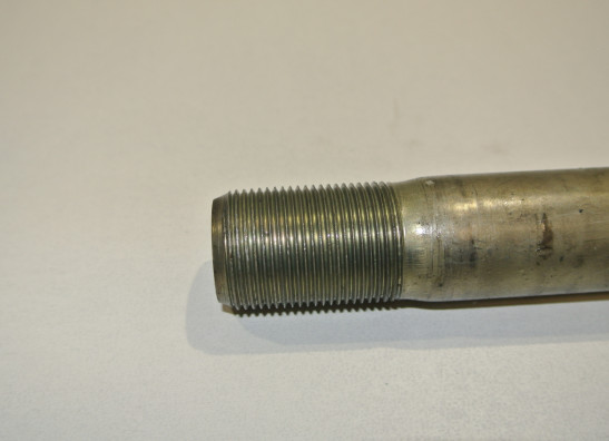 Axle front Kawasaki Z 750