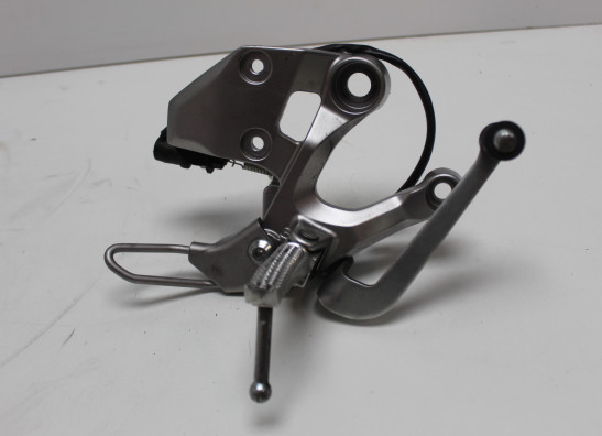Main step holder right Yamaha Tracer 900