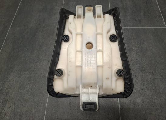 Zadel Yamaha FZR 600