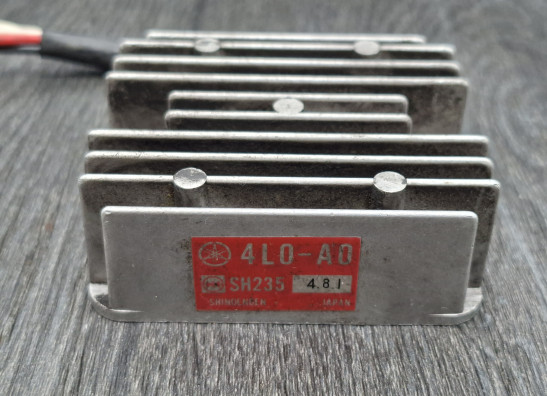 Spanningsregelaar Yamaha RD 350 LC