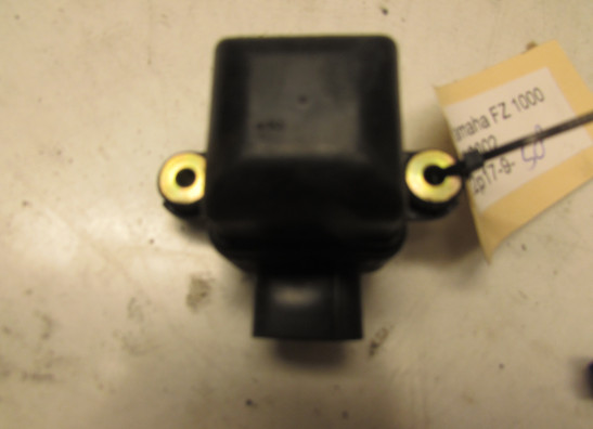 Relais unit Yamaha FAZER 1000