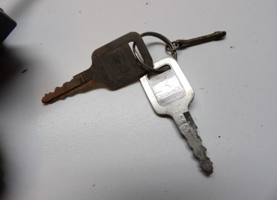 Contact slot Kawasaki GPZ 400