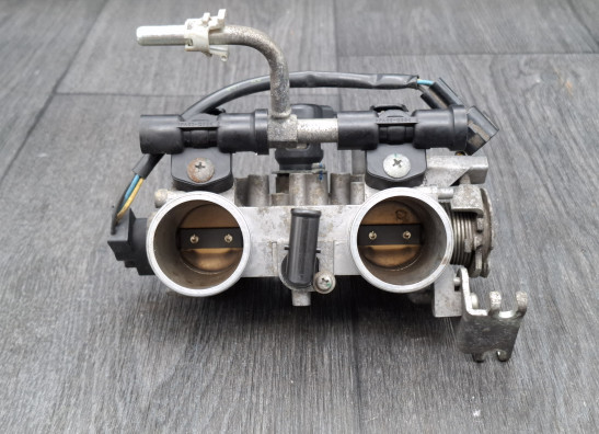 Gasklephuis Suzuki Burgman 650