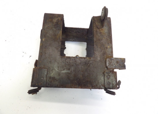 Accubak Suzuki GR 650