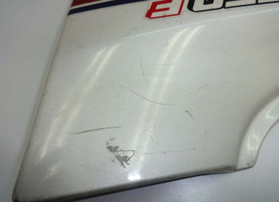 Rechter zijkuip klein Honda VF 700  750 F