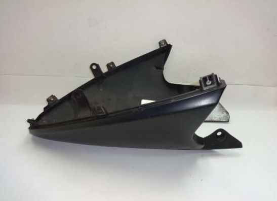 Cowl under Honda VFR 750