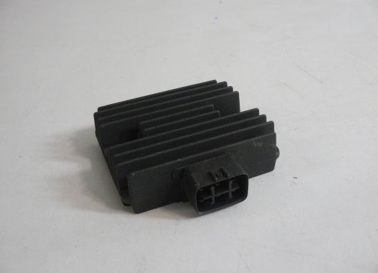 Spanningsregelaar Kawasaki ER 6