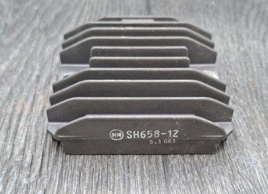 Regulator rectifier  Kawasaki KLE 500