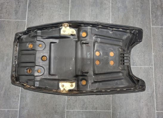 Zadel Honda VT 700 750