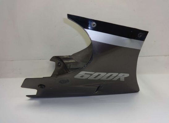 Cowl under Kawasaki GPX 600