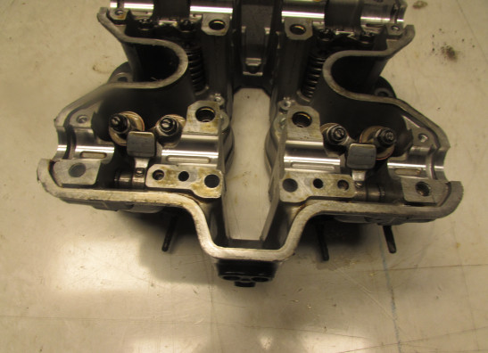 Cilinderkop Honda VF 700  750 F