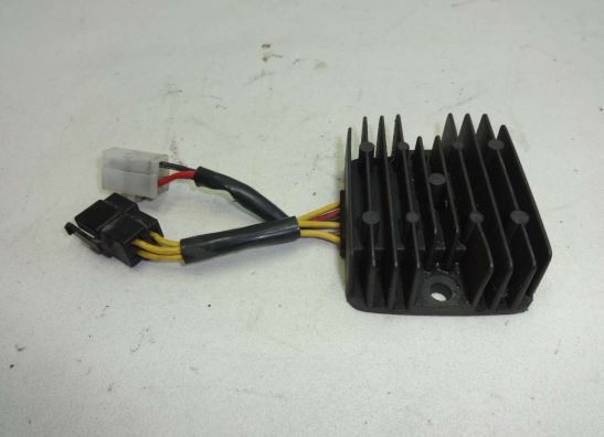 Regulator rectifier  Suzuki LS 650