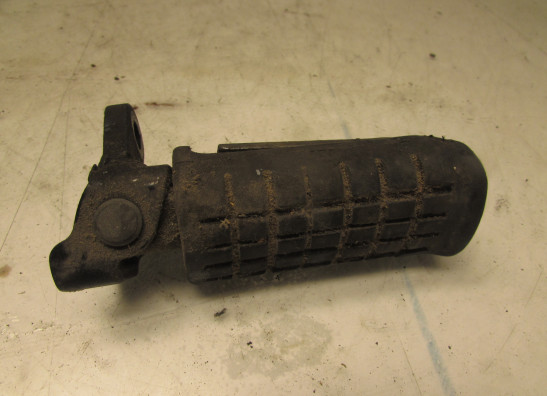 Fussrastetrager vorne rechts Honda VF 700  750 S Sabre