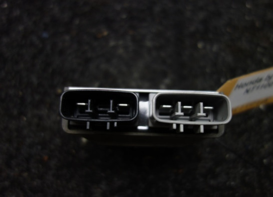 Spanningsregelaar Honda NT 1100 DCT