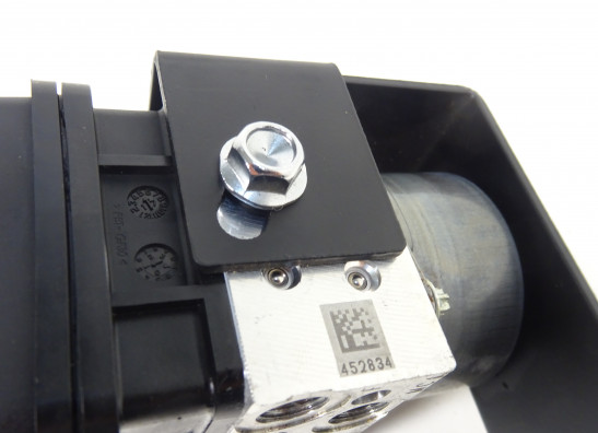 ABS pomp Benelli 302 R