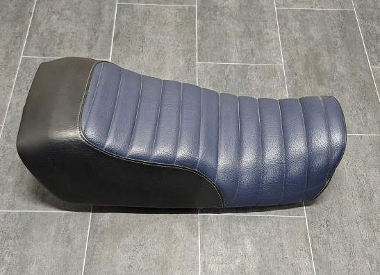 Zadel Kawasaki Z 400