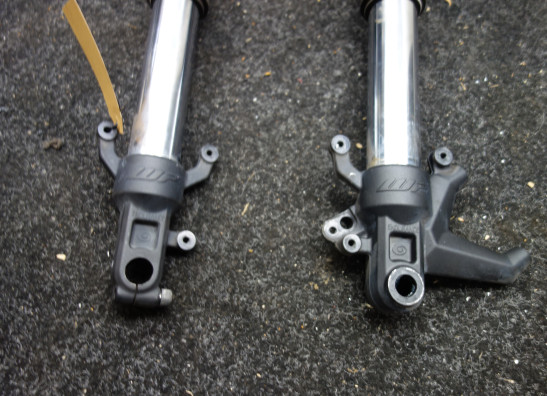 Voorpoten compleet KTM RC 390