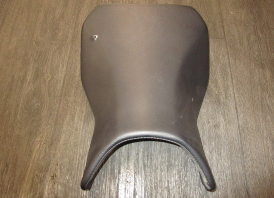 Zadel Suzuki GSR 750 2011-2016