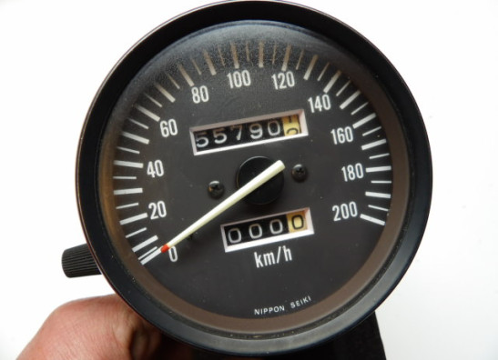 Meter Suzuki GSX 400 F