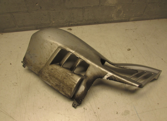 Linker onderkuip Aprilia Sportcity 125