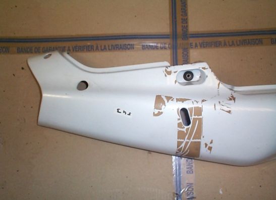 Rechter achterkant Suzuki GSX R 750