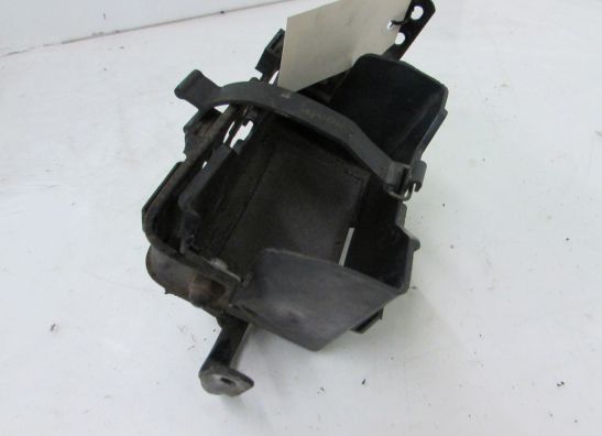 Batterie befestigung Yamaha TDM