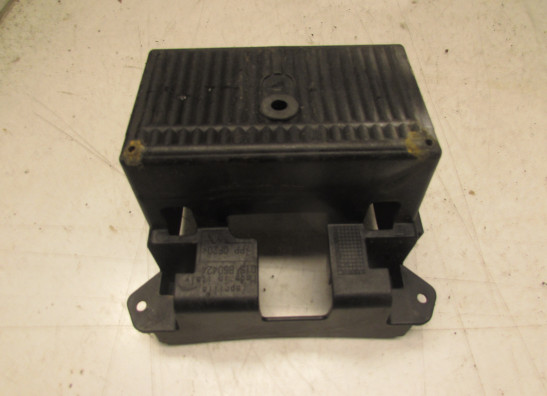 Batterie befestigung Aprilia Sportcity 125